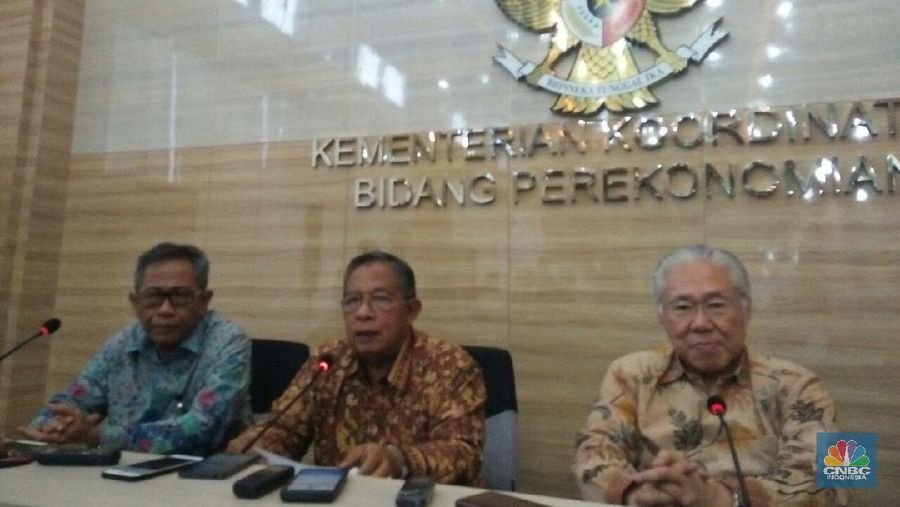 Impor beras sebanyak 500.000 ton akhirnya dilakukan oleh Bulog, setelah sebelumnya Kementerian Perdagangan menunjuk PT Perusahaan Perdagangan Indonesia