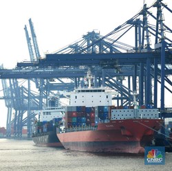 Breaking News: Neraca Dagang RI Surplus US$ 2,39 Miliar di Juni 2024