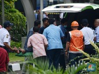 Akses Tower II Harus Izin Pengelola, Tito Jenguk Korban ke RS