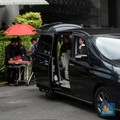 Dari Taksi Hingga Mobil Sekuriti Digunakan untuk Evakuasi