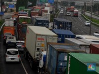 Jokowi Minta Oknum Pungli ke Sopir Truk Segera Disikat