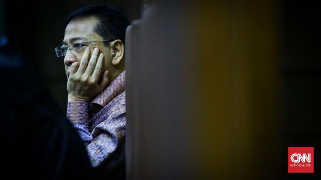 KPK Cecar Politikus Golkar Aziz Samual Soal Pelarian Setnov