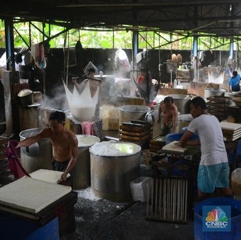 Mengintip Bisnis Perajin Tahu