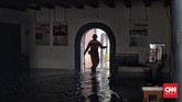 Otoritas menyatakan belum dapat mengetahui apa penyebab dari kebakaran tersebut. (CNN Indonesia/Hesti Rika)