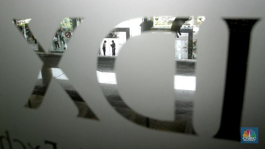 Sepekan penuh atau lima hari berturut, IHSG mencetak rekor baru yang menghantarkan nilai kapitalisasi pasar saham domestik mencapai Rp 7.210,08 triliun.
