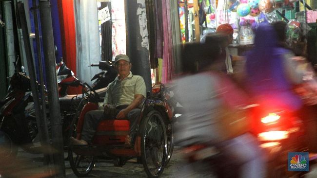 Tukang Becak Mendadak Kaya Raya, Dapat Rp 117 Miliar Hanya Semalam