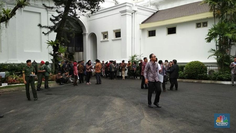 reshuffle