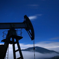 Harga Minyak Memanas Usai AS Perketat Sanksi Iran