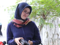 Alasan Zee Zee Shahab Pindah ke Asuransi Syariah