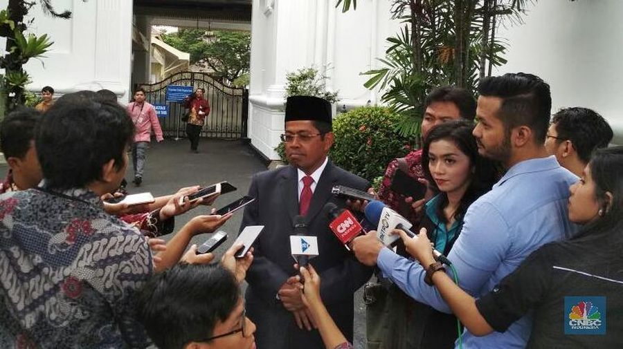 Presiden Joko Widodo (Jokowi) melantik anggota Kabinet baru dan KASAU di Istana Negara, Jakarta.