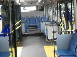 Cuma Kursi Bus, Kenapa Bisa Ribut? Ini Aturan Tak Tertulisnya
