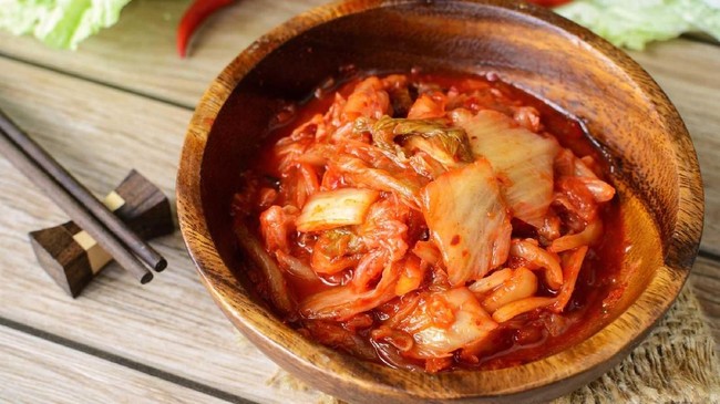 Sederet Manfaat Ilmiah Kimchi, Jaga Usus hingga Cegah Obesitas