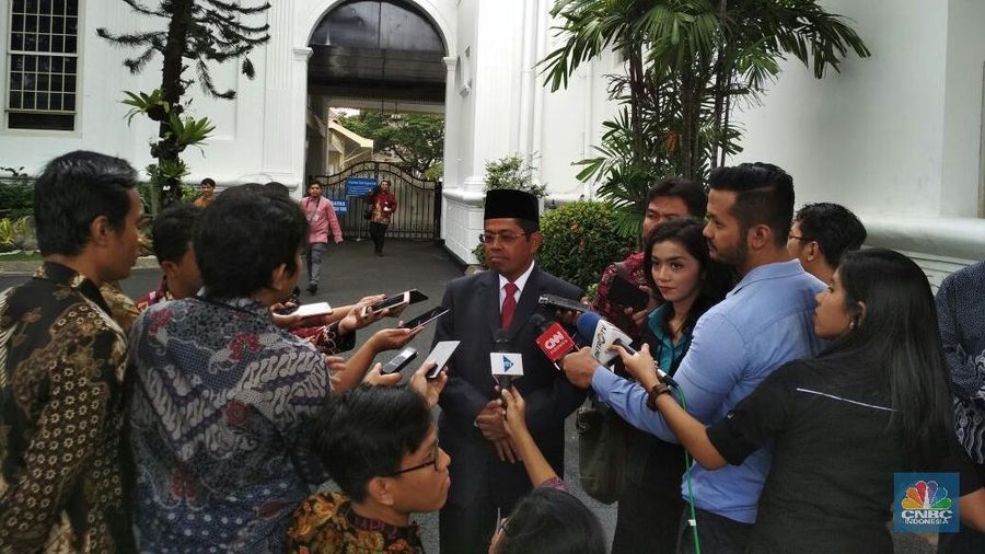 Kabinet Kerja punya Menteri Sosial baru. Idrus Marham, politisi Partai Golkar, resmi menggantikan Khofifah Indar Parawansa.