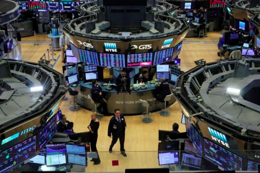 Wall Street Tumbang Karena Corona