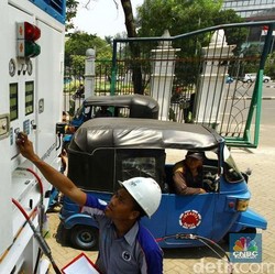 Harga Gas Dipaksa Murah, Saham PGAS Ambles 29%