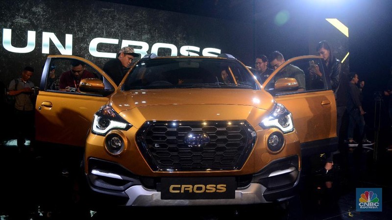 Datsun CROSS merupakan model ketiga yang diperkenalkan oleh brand ini di Indonesia dan model baru keenam di dunia.