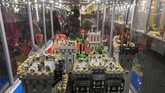 Kastil Camelot yang merupakan bagian dari legenda Raja Arthur dari Inggris turut menjadi atraksi dalam pameran tersebut. (Anadolu Agency/Omar Marques)