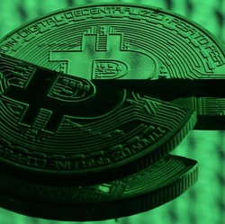 Kena Pajak, Harga Bitcoin Cs Turun di Bawah 10%