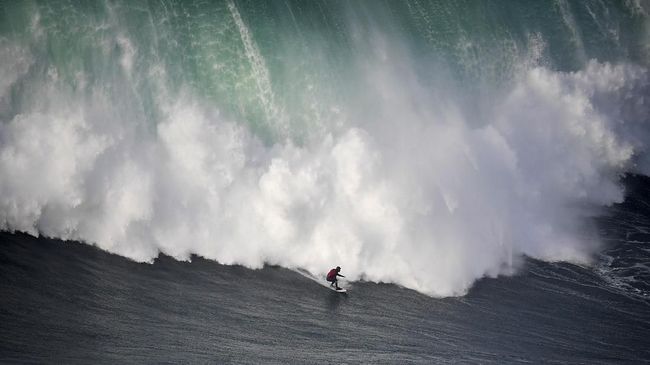 11 Lokasi Ajaib Untuk Surfing Di Dunia