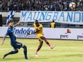 Persib Unggul 1-0 atas Sriwijaya di Babak Pertama