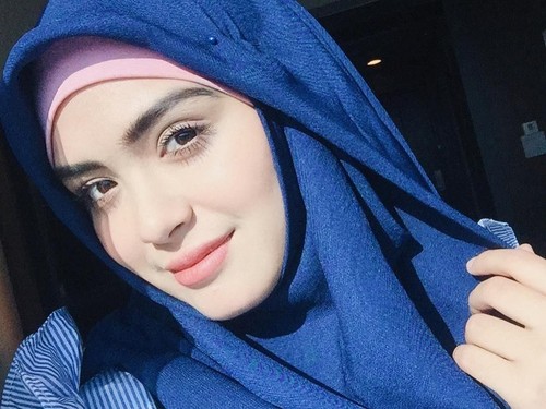 Berhijab di Awal 2019 4 Artis Ini Makin Cantik Saja