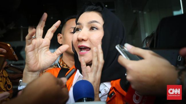 KPK Sita Ratusan Perhiasan Terkait Kasus TPPU Bupati Kukar