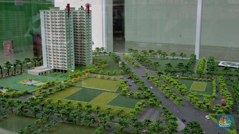 Banyak warga sekitar antusias melihat rumah DP Rp 0 yang sudah diresmikan pembangunannya oleh Gubernur DKI Jakarta Anies Baswedan