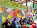 Tumpukan Sampah di TPA Pakusari Jember Jadi Objek 'Wisata'