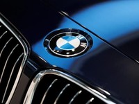 BMW Tiba-Tiba Tarik 100.000 Mobil, Ada Skandal Apa?