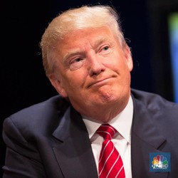 Baru Dilantik, Ini Sederet Kebijakan Trump yang Bikin Kontroversi!