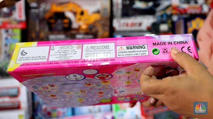 Tanpa SNI, Bawa Masuk Mainan Impor Dibatasi Maksimal 5 Buah Direktorat Jenderal Bea dan Cukai (Ditjen Bea Cukai) Kementerian Keuangan merelaksasi aturan mainan impor yang wajib berlabel SNI.