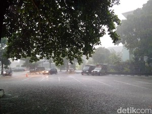 Apa Itu Badai Tropis Anggrek yang Sebabkan Yogyakarta Hujan 3 Hari Terus-menerus?