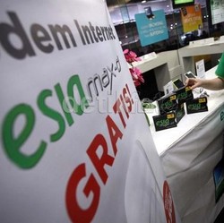 Kisah Bakrie Telecom, 5 Tahun Saham Bertahan di Harga Gocap
