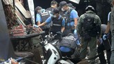 Belum ada kelompok yang mengaku bertanggung jawab dalam serangan tersebut. (AFP PHOTO/STRINGER)