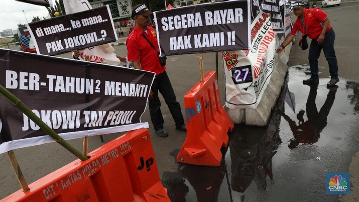 Hak Tak Dipenuhi Karyawan PT Kertas Leces  Demo Depan Istana