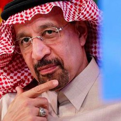 Pasokan Minyak Berlebih, Arab Pangkas Produksi di Desember