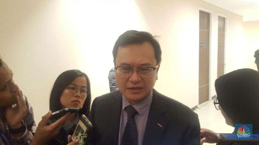 Saham berkode MYRX ditransaksikan nilai Rp 207,23 miliar dengan volume 1,47 miliar saham. Sementara Saham berkode RIMO ditransaksikan senilai Rp 155,49 miliar.