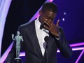Sterling K. Brown Gebrak Sejarah Warna Kulit di SAG Awards