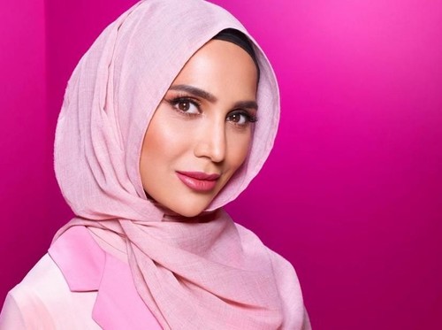 Karena Satu Cuitan di Twitter, Hijabers Ini Mundur dari Iklan LOreal Karena Satu Cuitan di Twitter, Hijabers Ini Mundur dari Iklan LOreal