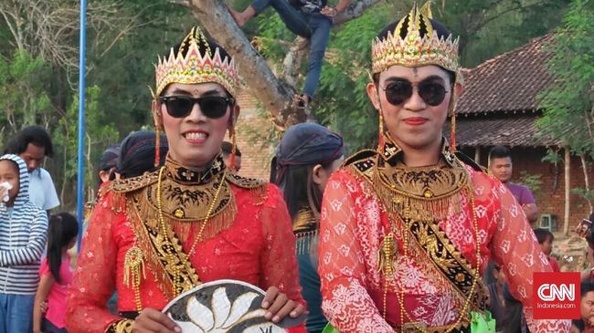 Di Balik Transformasi Penari Jathil Reog dari Pria ke Wanita