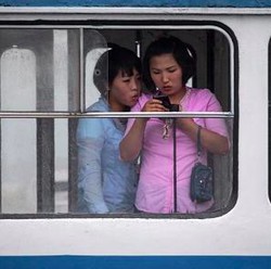 Warga Korea Bokek, Cari Uang 'Receh' dari Aplikasi Ini