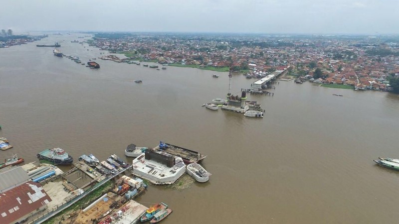 Jembatan Musi IV yang memakan biaya Rp 542 miliar ini merupakan jembatan tipe extradosed yang memiliki total panjang 1.130 meter.