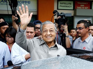 Resep Umur Panjang Mahathir Mohamad, Eks PM Malaysia yang Ultah Ke-100