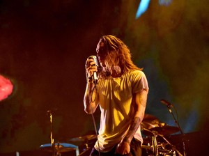 Tak Hanya Satu Generasi, Konser Incubus Bawa Nostalgia ke Generasi Sekarang