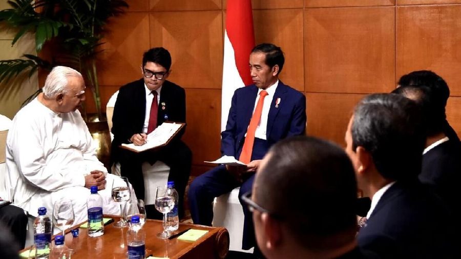Presiden Joko Widodo meyakini ASEAN-India dapat menjadi pusat pertumbuhan ekonomi di kawasan Samudera Hindia