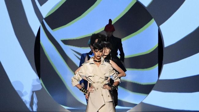 Panggung 'Arab Fashion Week' Hanya Terbuka untuk Perempuan