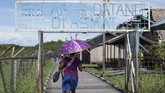 Sebanyak 68 orang di Kabupaten Asmat meninggal dunia karena wabah gizi buruk. Puluhan lainnya harus menjalani perawatan intensif di rumah sakit dan tempat darurat. (AFP/Bay Ismoyo)