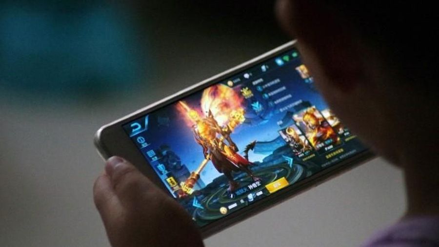 China Lawan Kecanduan Game Online