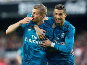 Pesan Toni Kroos ke Pemain Muda: Contoh Cristiano Ronaldo!
