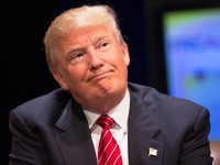 Trump Tiba-Tiba Semprot Bos Badan Intelijen AS karena Omongan Ini